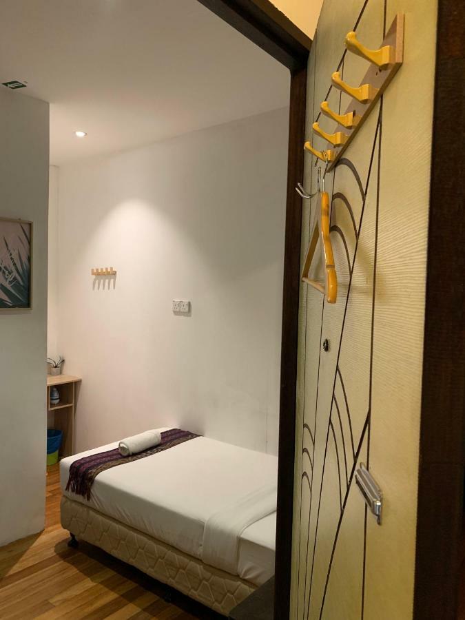 My Place Hotel&alojamiento Kuching Exterior foto
