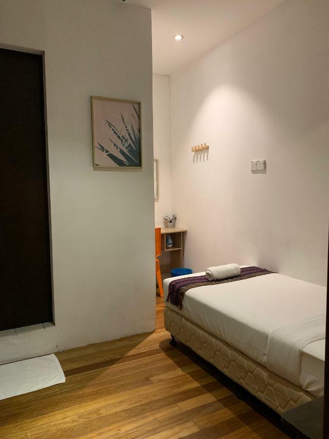 My Place Hotel&alojamiento Kuching Exterior foto